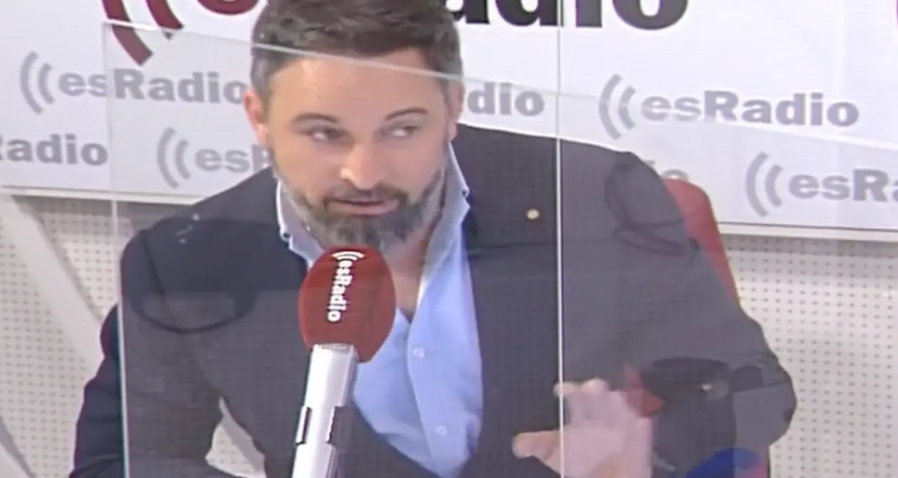 El presidente de Vox, Santiago Abascal durante una entrevista en esradio.