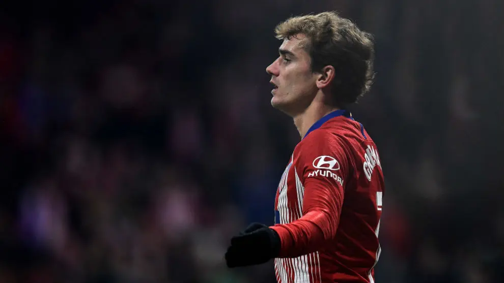 Han pasado m&aacute;s de cuatro a&ntilde;os desde que Antoine Griezmann montara el show, selfie incluido, para desatar la locura sobre el c&eacute;sped del Vicente Calder&oacute;n durante su presentaci&oacute;n como jugador del Atl&eacute;tico.