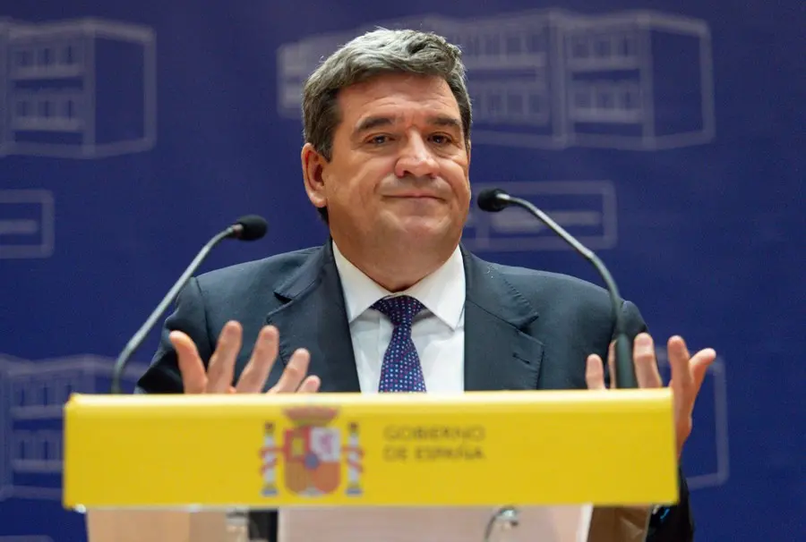 Cargar m&aacute;is
El ministro de Inclusi&oacute;n, Seguridad Social y Migraciones, Jos&eacute; Luis Escriv&aacute;.