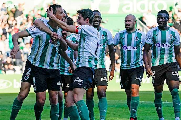 El Racing est&aacute; disfrutando de una gran din&aacute;mica ganadora. / Hardy
