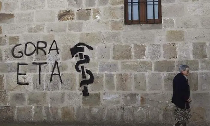 700x420_graffiti-eta-euskadi-efe
