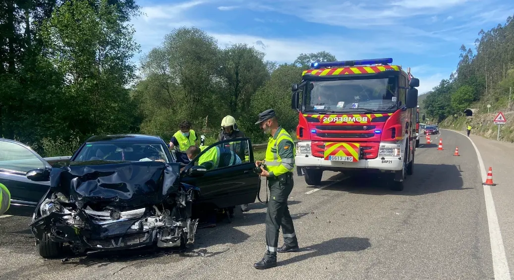 Accidente de tr&aacute;fico en la N-634 - ALERTA
