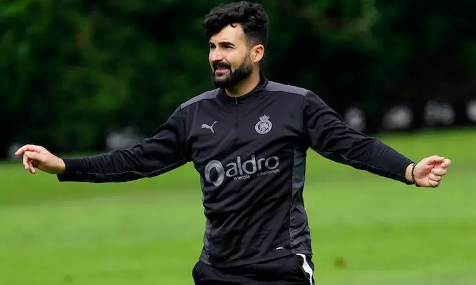 Guillermo Fern&aacute;ndez Romo, durante el entrenamiento. / ALERTA