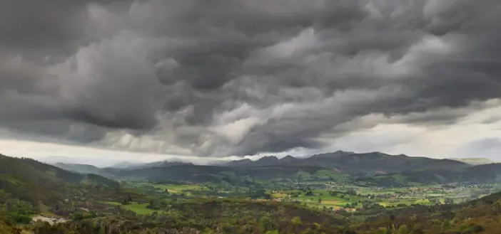Las nubes cubren Cantabria. / ALERTA