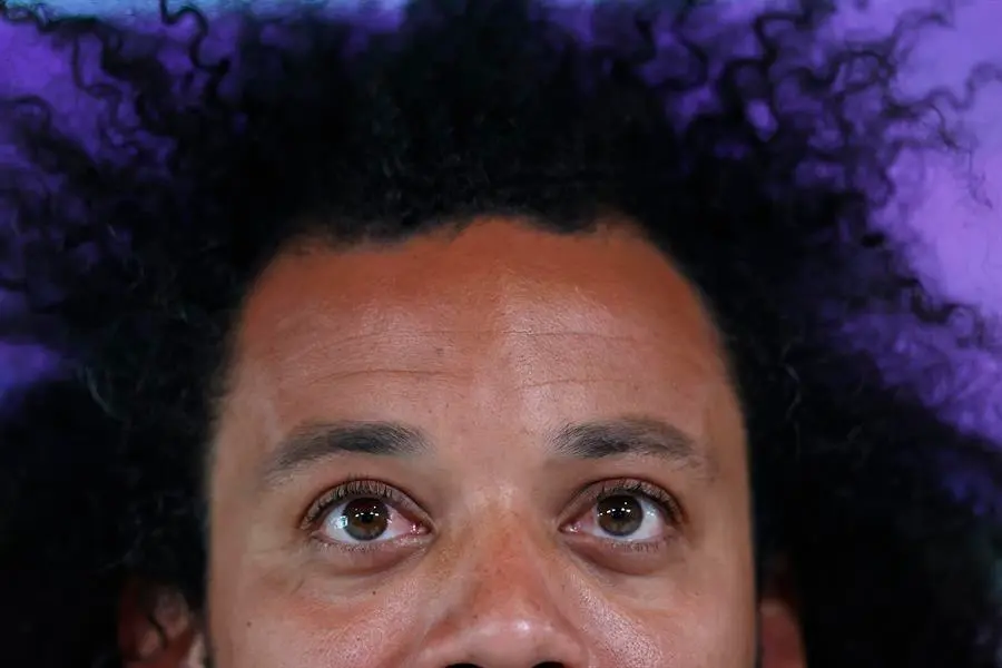 El capit&aacute;n del Real Madrid Marcelo Vieira, que deja el club despu&eacute;s de 16 temporadas, durante el acto institucional de su despedida y homenaje organizado por el club, este lunes en la Ciudad Deportiva de Valdebebas. EFE/Javier Liz&oacute;n