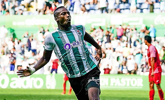 Cedric querr&aacute; demostrar que tiene nivel para jugar en Segunda. / RRC