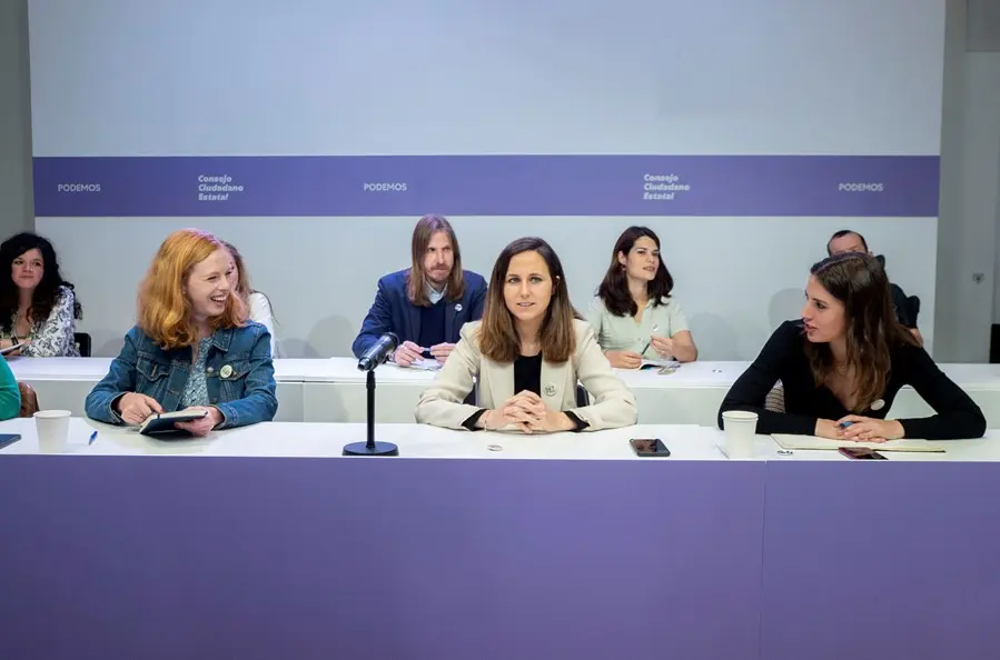 La secretaria de Organizaci&oacute;n de Podemos, Lilith Verstrynge; la ministra de Derechos Sociales y Agenda 2030, Ione Belarra, y la ministra de Igualdad, Irene Montero, durante una reuni&oacute;n del Consejo Ciudadanos Estatal de Podemos, en la Sede de Podemos, a 9 de julio de 2022, en Madrid (Espa&ntilde;a) FOTO: GUSTAVO VALIENTE EUROPA PRESS