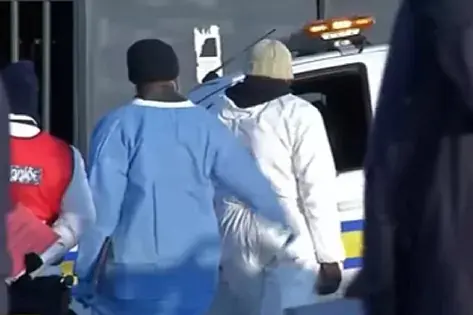 Polic&iacute;a y forenses en el lugar del tiroteo.ENCA TV