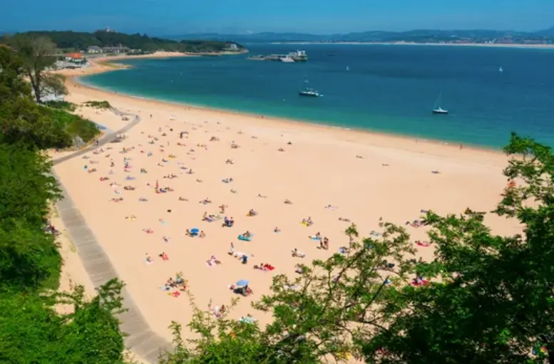 La Magdalena Beach, Los Peligros Beach.