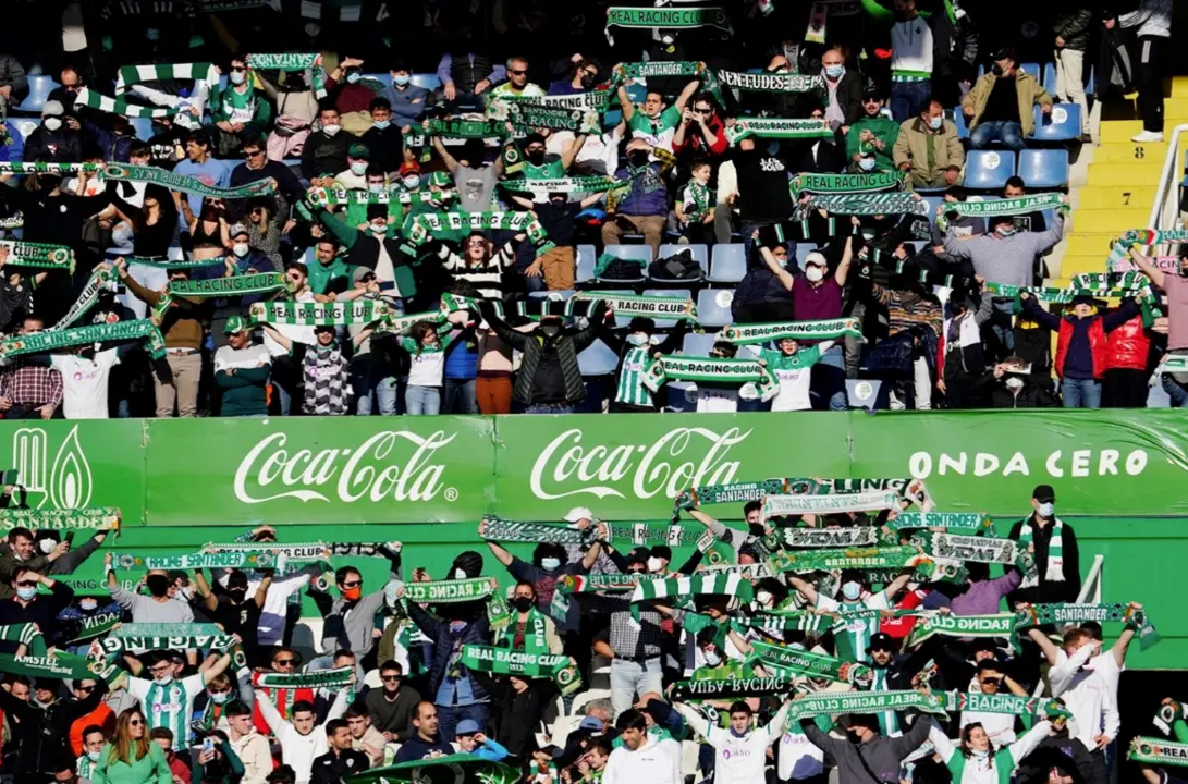 Aficionados del Racing de Santander. / EP