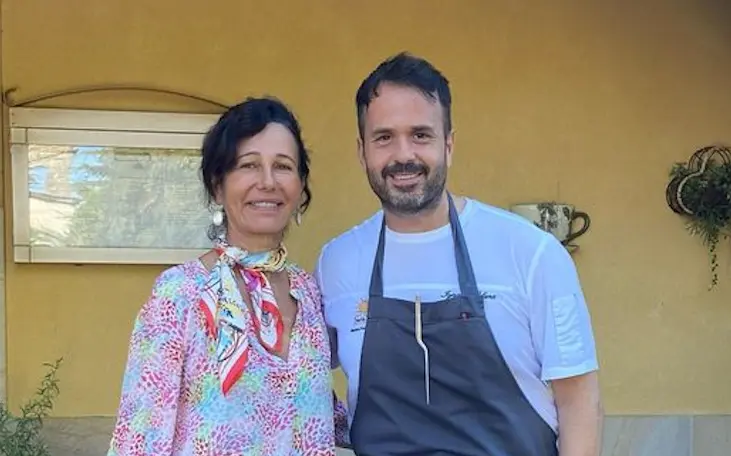 Ana Bot&iacute;n y el cocinero Nacho Solana. / TWITTER