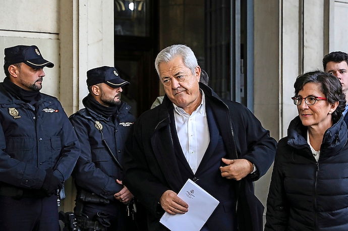 El ex consejero Francisco Vallejo, a la salida del juicio del caso ERE en el 2019. / Mar&iacute;a Jos&eacute; l&oacute;pez