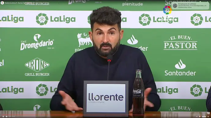 Fern&aacute;ndez Romo durante la rueda de prensa. / alerta