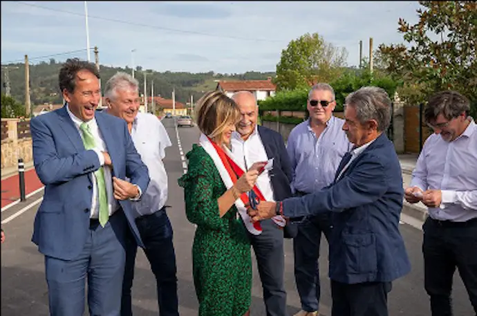 Inauguraci&oacute;n del acondicionamiento de la carretera CA-403 entre Parbay&oacute;n y Riosapero.