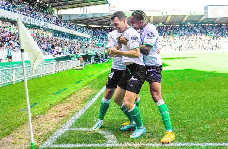 El Racing intentar&aacute; reencontrarse con la victoria tras dos derrotas consecutivas. / LA LIGA
