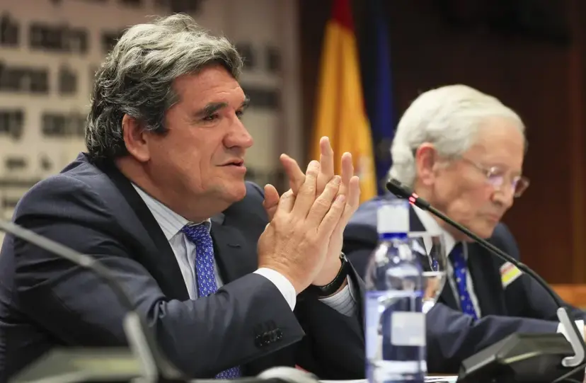 El ministro de Inclusi&oacute;n, Seguridad Social y Migraciones, Jos&eacute; Luis Escriv&aacute;, este lunes. EFE/Fernando Alvarado