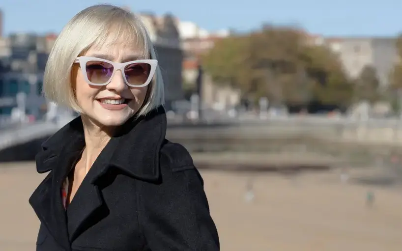 La actriz y directora portuguesa Maria de Medeiros, Premio Especial 60 Aniversario del festival Internacional de Cine de Gij&oacute;n, este viernes en Gij&oacute;n donde ha presentado su &uacute;ltima pel&iacute;cula "As Nossos Filhos". EFE/Juan Gonz&aacute;lez.