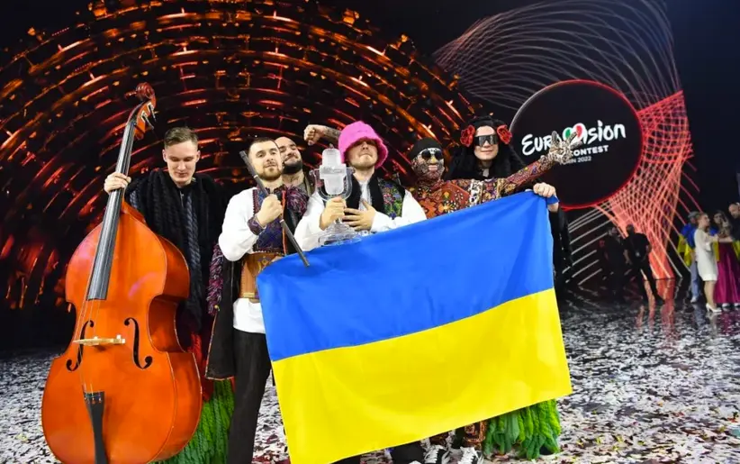 Kalush Orchestra de Ucrania, tras vencer en el festival de Eurovisi&oacute;n 2022. EFE/EPA/ALESSANDRO DI MARCO