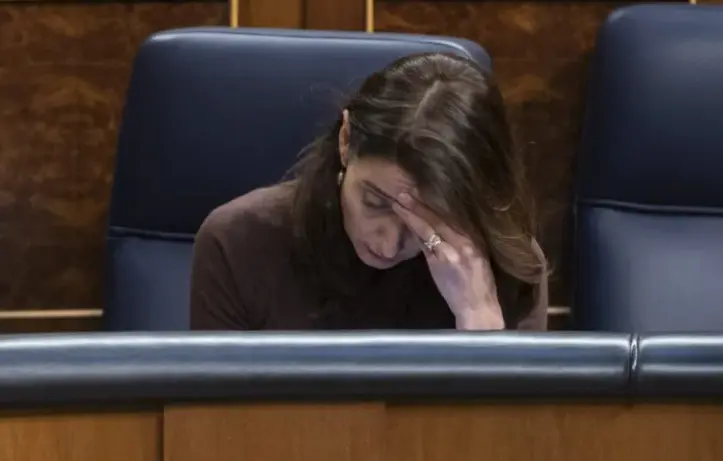 La ministra de Justicia, Pilar Llop este martes en el pleno del Congreso. EFE/ Fernando Villar
