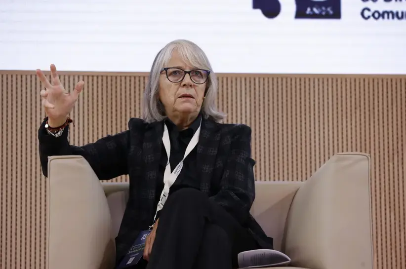 La presidenta de la Agencia EFE, Gabriela Ca&ntilde;as participa en la mesa redonda "Inteligencia artificial, big data, comunicaci&oacute;n y medios: &iquest;aliados o enemigos? celebrada en el Congreso 30 Aniversario de Dircom, organizado por la Asociaci&oacute;n de Directivos de la Comunicaci&oacute;n, este mi&eacute;rcoles en Madrid. EFE/Juan Carlos Hidalgo