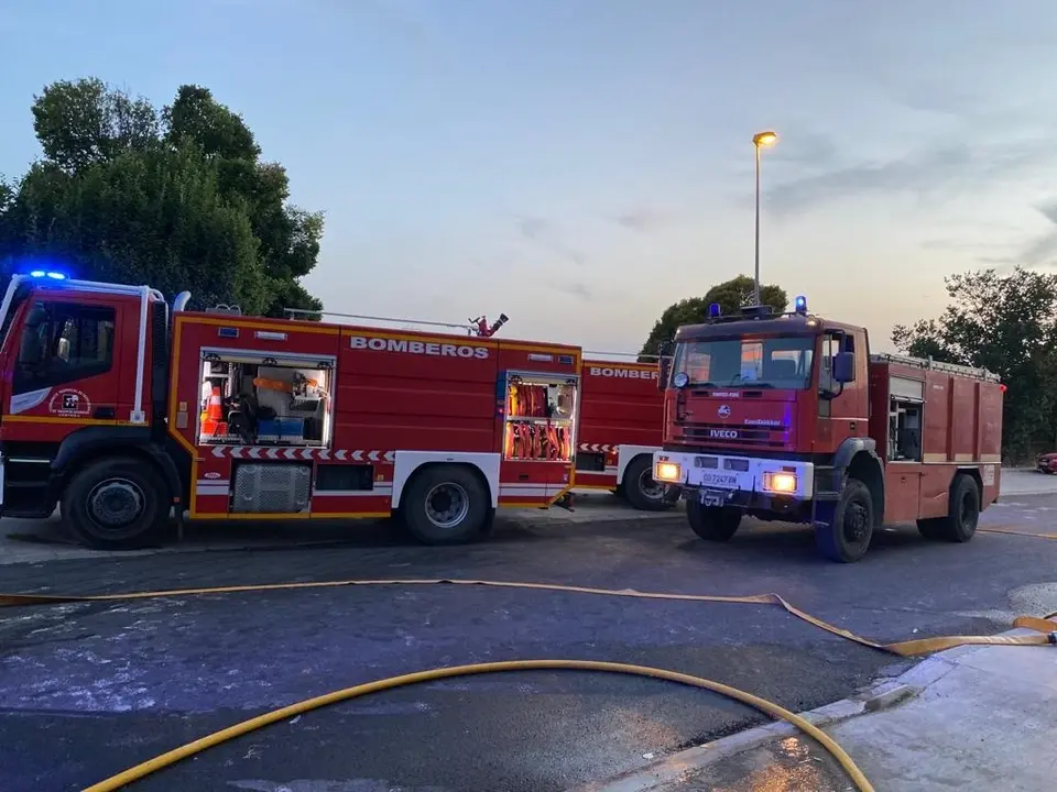 veh&iacute;culos de bomberos del Consorcio Provincial de C&oacute;rdoba. / E.P.