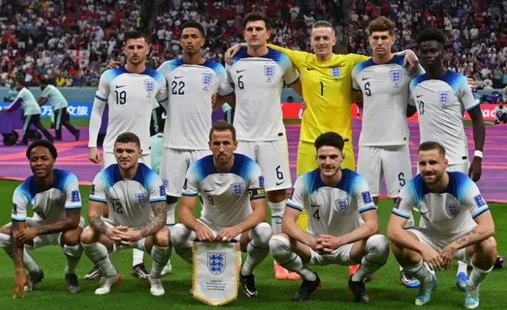 Jugadores de la selecci&oacute;n inglesa durante un partido del Mundial de Qatar2022. EFE/EPA/Noushad Thekkayil