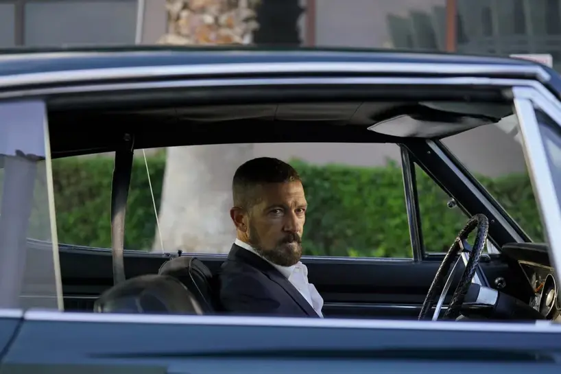 Antonio Banderas en la piel del sicario Cuda en una escena de la pel&iacute;cula "El Protector". EFE/V&eacute;rtice