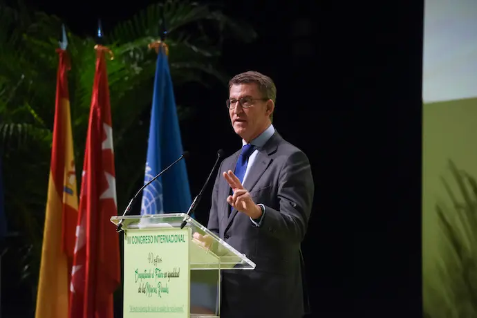 El presidente del Partido Popular, Alberto N&uacute;&ntilde;ez Feij&oacute;o, participa en el III Congreso Internacional de la Asociaci&oacute;n de Familias y Mujeres del Medio Rural (AFAMMER), en el Hotel Audit&oacute;rium, a 14 de diciembre de 2022, en Madrid (Espa&ntilde;a). Durante el Congreso, que se celebra los d&iacute;as 13 y 14 de diciembre, se conmemora el 40&ordm; aniversario de la entidad bajo el t&iacute;tulo &lsquo;40 a&ntilde;os conquistando el futuro en igualdad de las mujeres rurales&rsquo;. Est&aacute; previsto que asistan un millar de mujeres para &ldquo;unir sus voces y llevar la causa rural a todos los organismos nacionales e internacionales&rsquo;&rsquo;.
14 DICIEMBRE 2022;MADRID;FEIJOO;AFAMMER;III CONGRESO INTERNACIONAL
Gustavo Valiente / Europa Press
14/12/2022