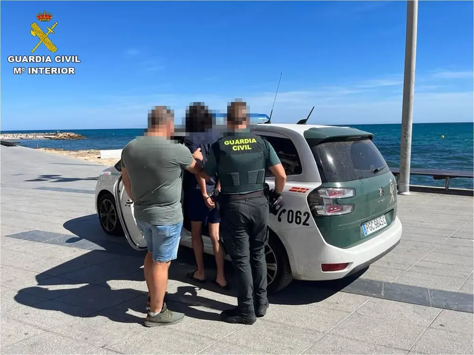 Imagen de archivo de un detenido por una agresi&oacute;n sexual m&uacute;ltiple en Torrevieja. E.P.