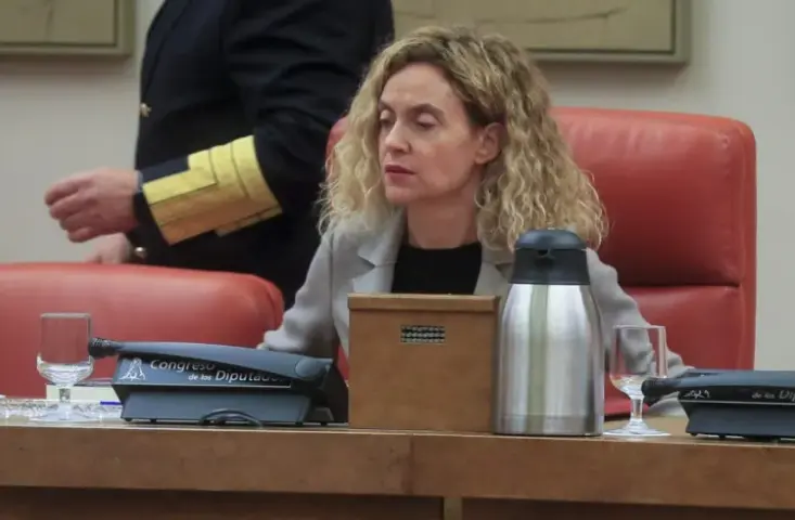 La presidenta del Congreso, Meritxell Batet, toma asiento antes de la reuni&oacute;n de la Junta de Portavoces del Congreso de los Diputados, este martes en Madrid. EFE/ Fernando Alvarado
