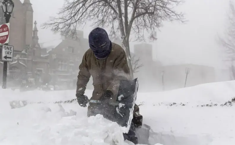 Unos 50 muertos por la tormenta invernal que congel&oacute; a EE.UU. en Navidad