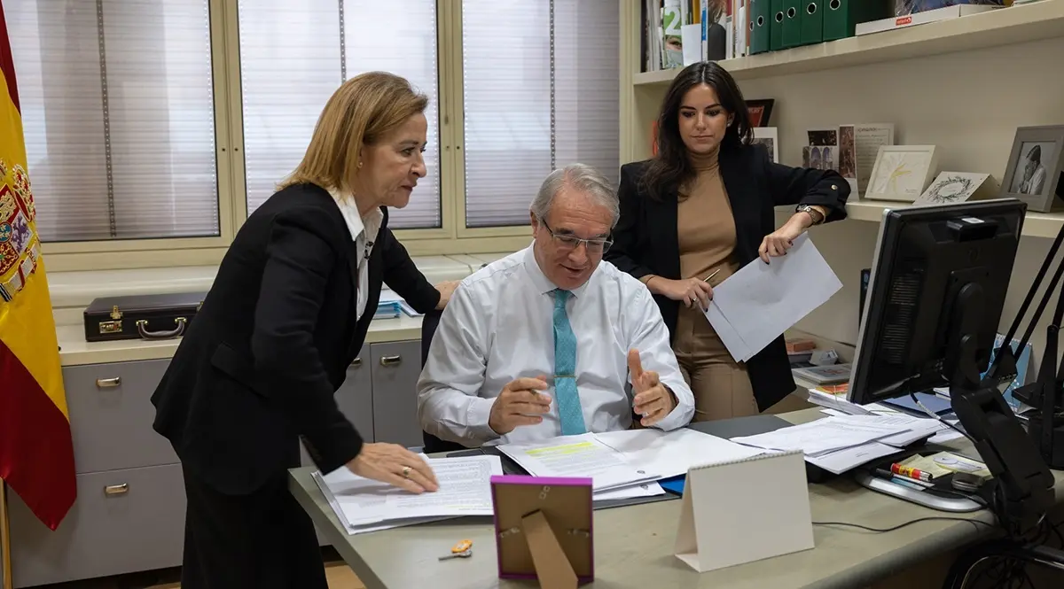 Los senadores de Vox presentan un veto a la Ley del Aborto en el Senado. E.P.