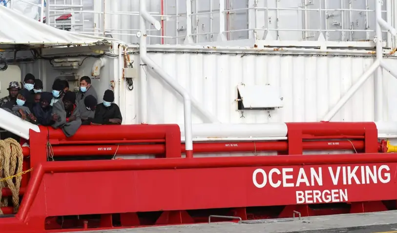 Fotograf&iacute;a de archivo del barco 'Ocean Viking' en el puerto de R&aacute;vena, Italia. EFE/EPA/Pasquale Bove