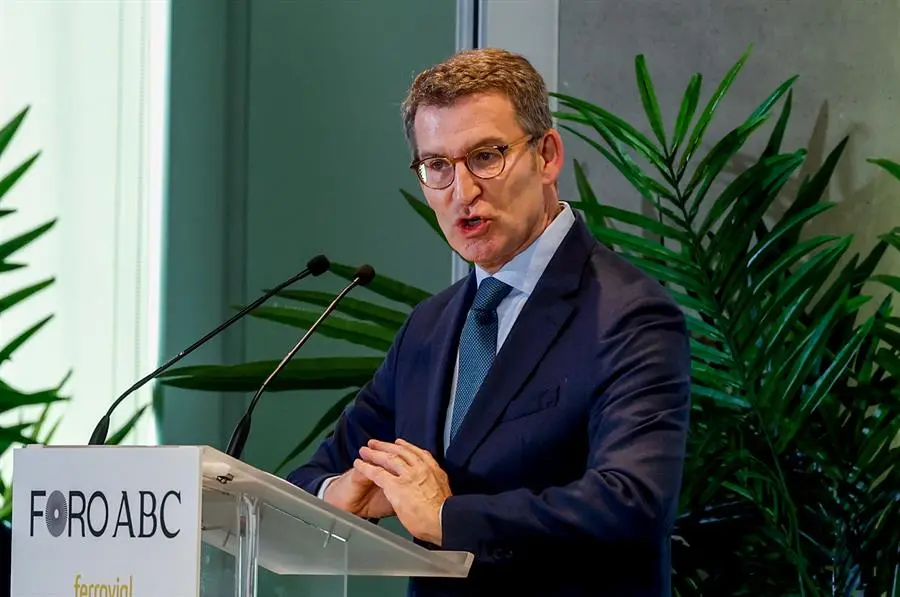 El presidente del Partido Popular, Alberto N&uacute;&ntilde;ez Feij&oacute;o, participa en el Foro del diario ABC celebrado este martes en Madrid. EFE / JJ Guill&eacute;n