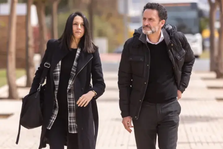 Los candidatos a las primarias de Ciudadanos In&eacute;s Arrimadas y Edmundo Bal en una imagen de archivo. EFE / Carlos D&iacute;az
