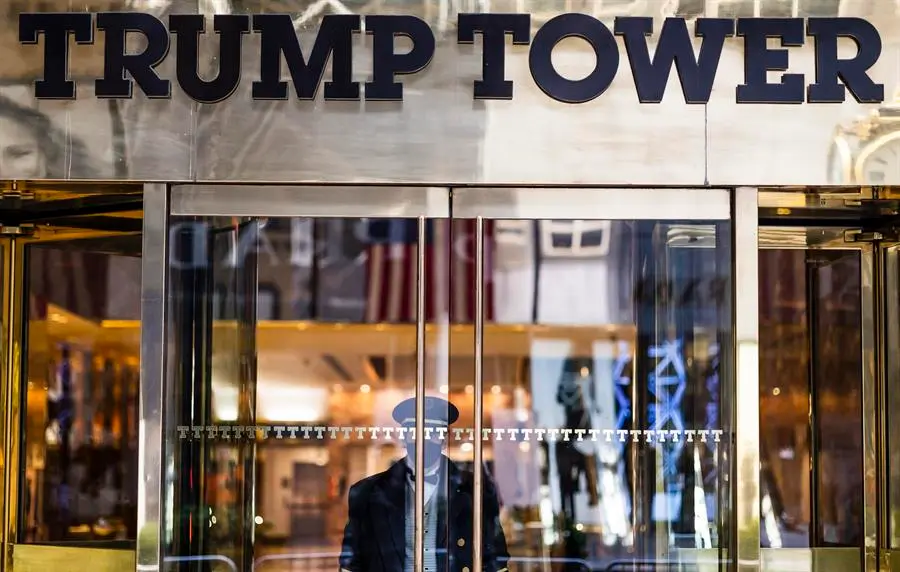 La entrada de la Torre Trump Tower de Nueva York. EFE / Justin Lane