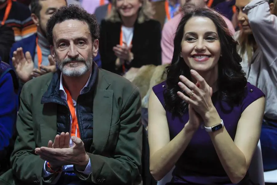 La actual l&iacute;der de Ciudadanos (Cs), In&eacute;s Arrimadas, junto al El portavoz adjunto de Ciudadanos en el Congreso, Edmundo Bal. EFE / Fernando Alvarado