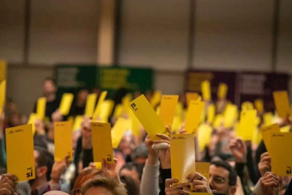 Las bases de ERC avalan con un 97% un refer&eacute;ndum que declare la independencia con un 55% del 's&iacute;'. E.P. / Marc Trilla
