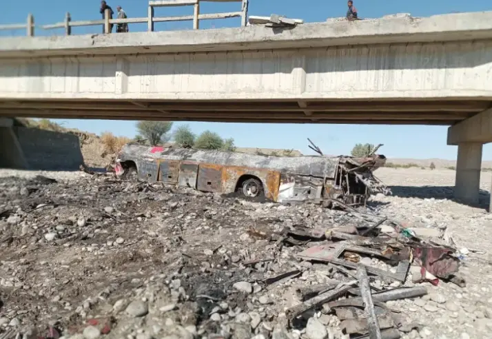 Imagen del accidente. EFE / Edhi Rescue Service