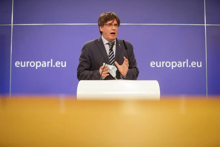 Carles Puigdemont en una rueda de prensa. EFE