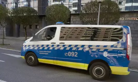 Un furg&oacute;n de la Polic&iacute;a Municipal de Pamplona. / PMP
