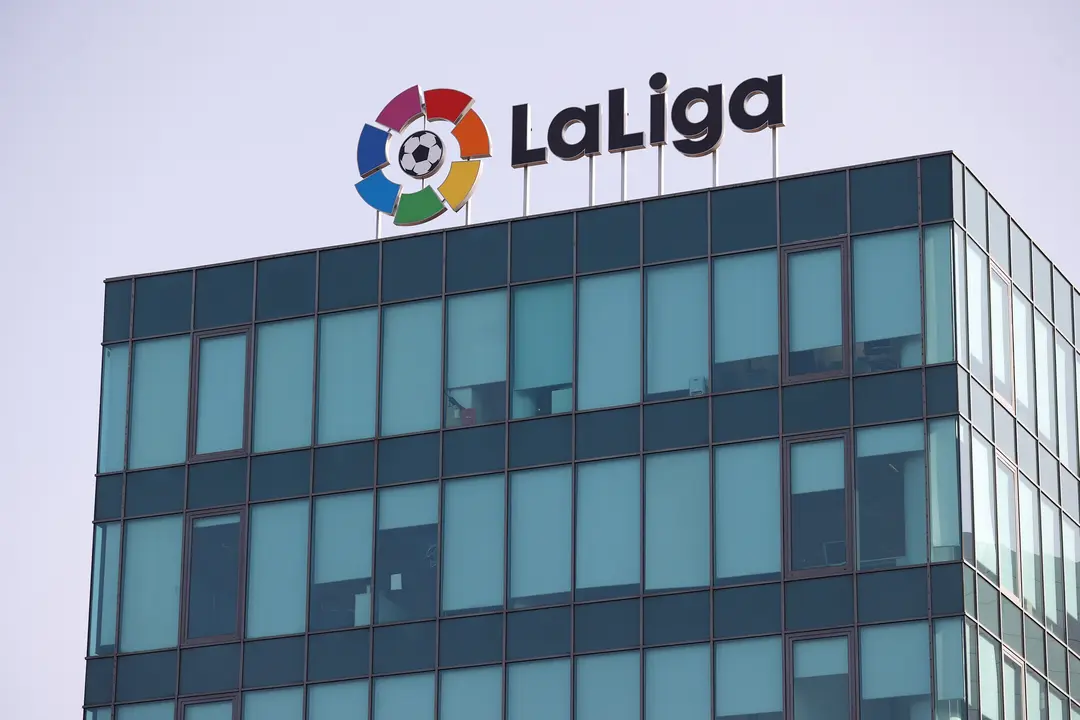 Fachada de la sede de la Liga Nacional de F&uacute;tbol Profesional en una foto dea rchivo. / Chema Moya