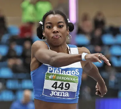 La atleta c&aacute;ntabra Jenny Osasere Eghosase. / ALERTA