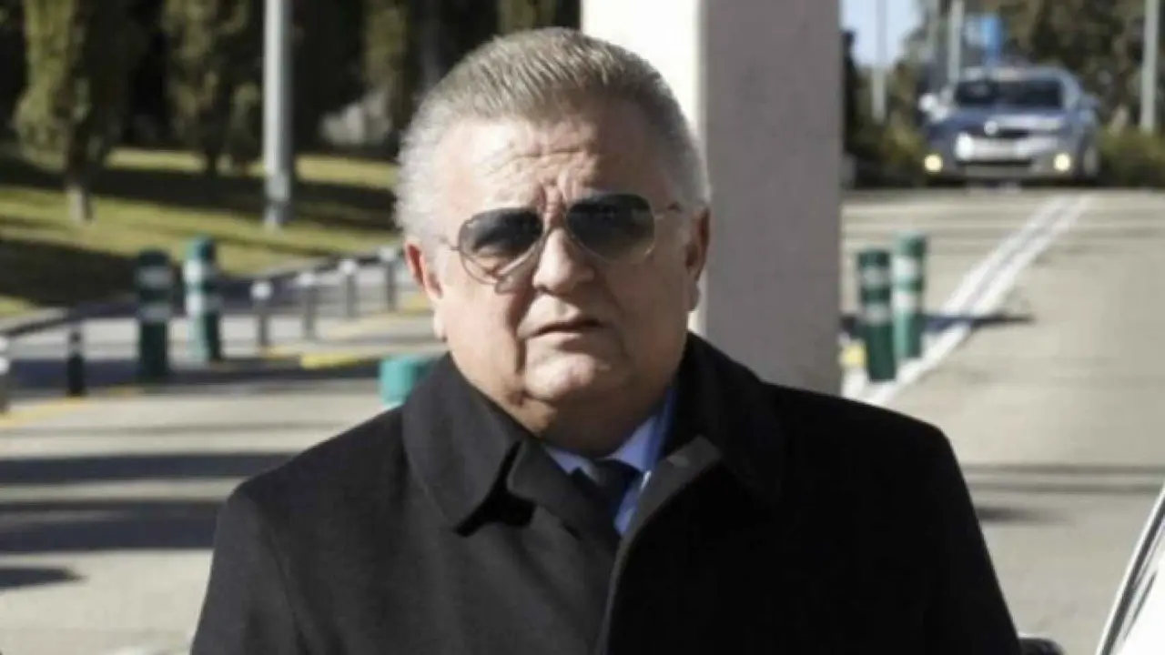 El ex presidente del Valencia CF, Pedro Cort&eacute;s. / Alerta