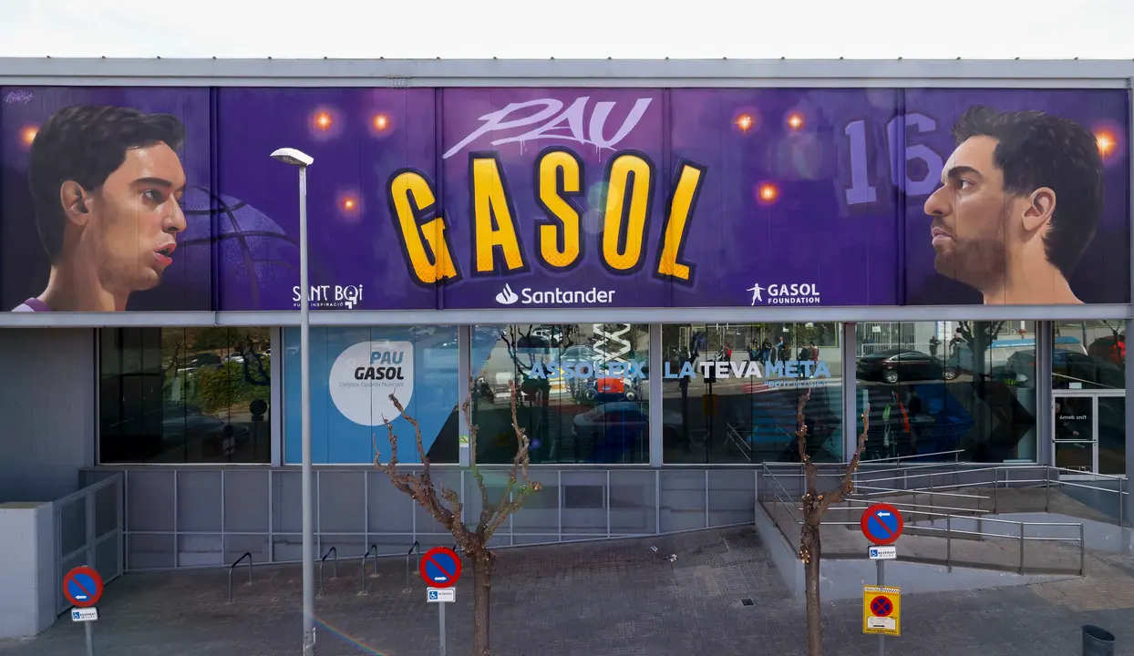 Mural en honor de Pau Gasol en Sant Boi de Llobregat (Barcelona). / MINERVA MARKETING