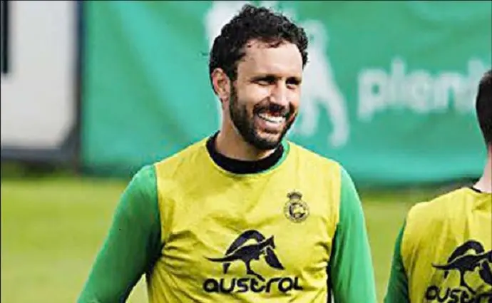 El defensa del Racing, Germ&aacute;n Sanch&eacute;z, en las Instalaciones Nando Yosu. / RRC
