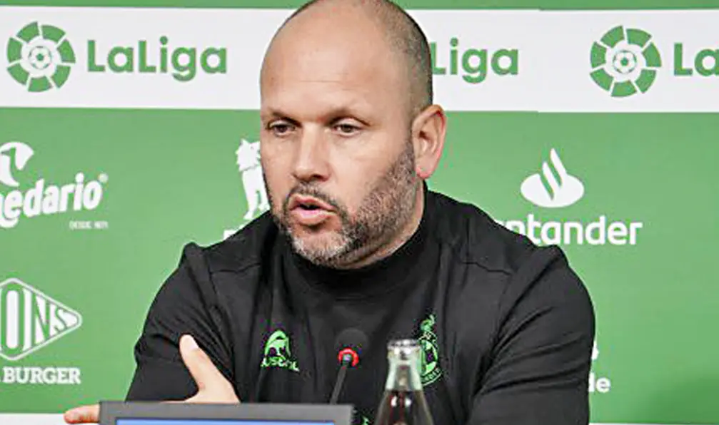 El entrenador del Racing, Jos&eacute; Alberto L&oacute;pez. / RRC