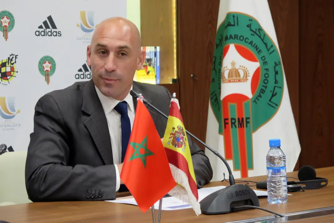 El presidente de la Real Federaci&oacute;n Espa&ntilde;ola de F&uacute;tbol, Luis Rubiales, durante una rueda de prensa. / Javier Otazu