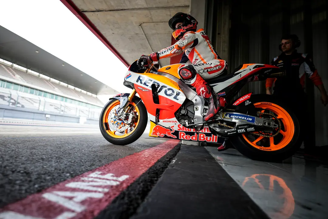 El piloto espa&ntilde;ol de MotoGP Marc M&aacute;rquez (Repsol Honda) en el test privado de Portimao (Portugal). / REPSOL MEDIA SERVICE