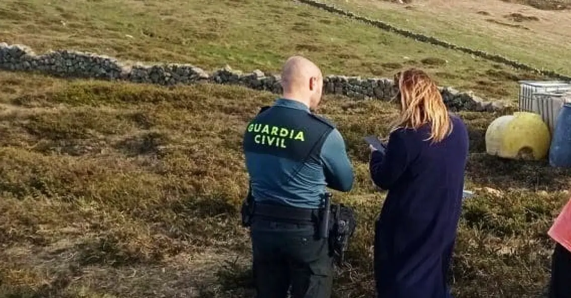 Vecinos paralizan y denuncian prospecciones ilegales para el parque e&oacute;lico de El Escudo